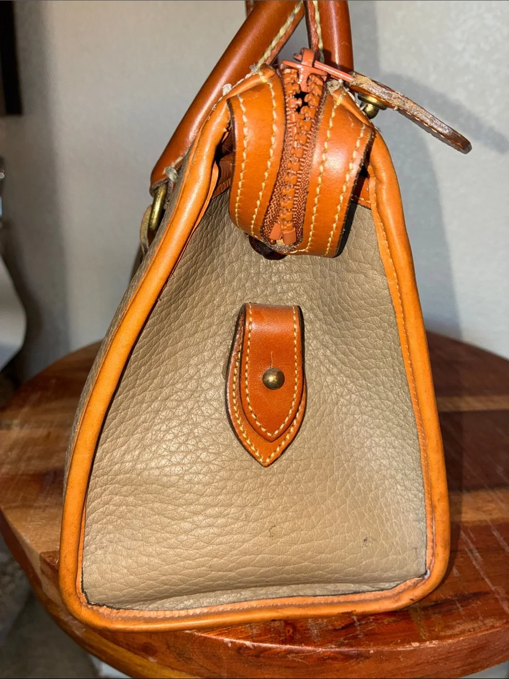 Dooney Bourke Satchel 2-Tone Pebble Leather, Tan/Taupe all weather bag, VTG EUC